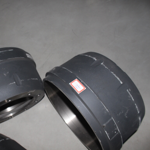 طبلة الفرامل الخلفية طبلة الفرامل الخلفية