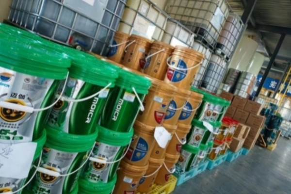 Huile pour engrenages robustes Guinness.jpg Guinness Heavy Duty Gear Oil.jpg