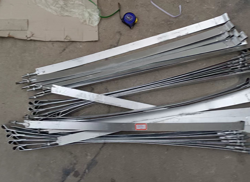 Correa de tensión apretada.jpg Correa de tensión apretada.jpg