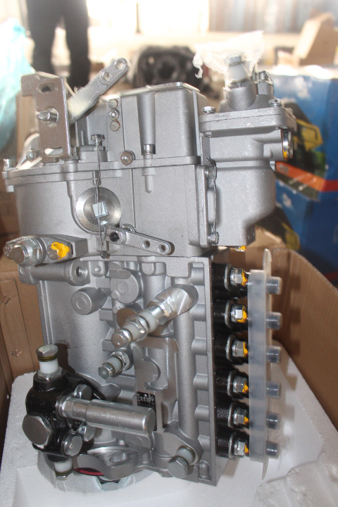 Accessories Fuel Injection Pump Assembly.jpg Accessories Fuel Injection Pump Assembly.jpg