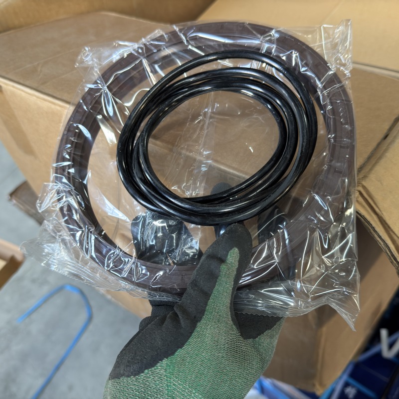 Sello de aceite de rueda de servicio pesado.jpg Sello de aceite de rueda de servicio pesado.jpg