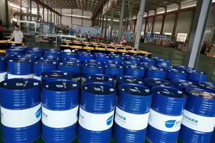 En la producción de petróleo industrial En la producción de petróleo industrial