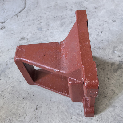 Пружинный передний кронштейн