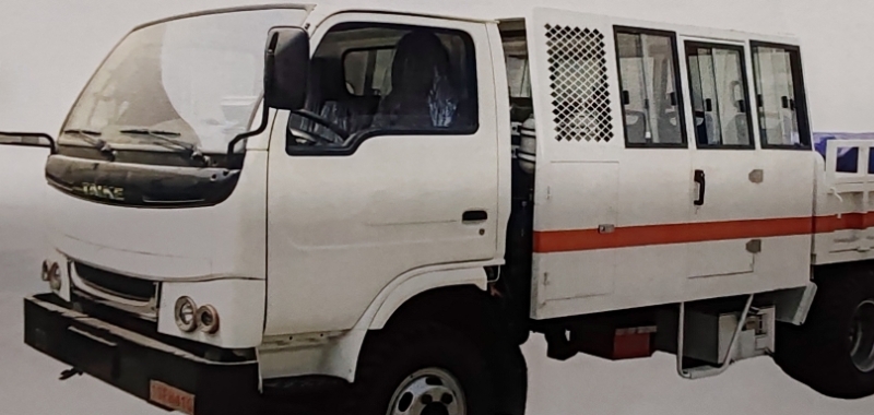 Vehículo tripulado a prueba de explosiones con 10 asientos.jpg Explosion-proof Man-riding Vehicle with 10 Seats.jpg