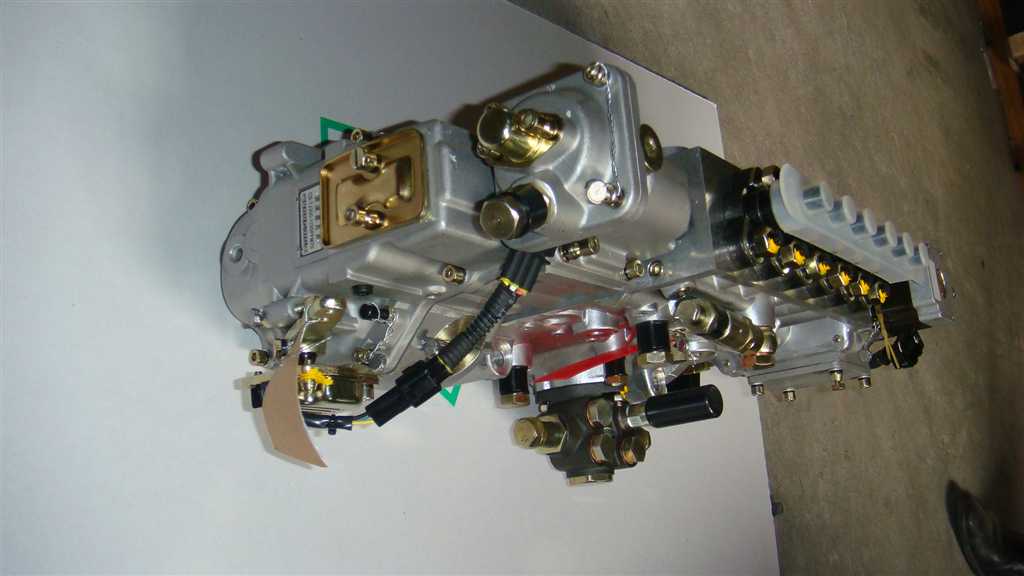 Automotive Fuel Injection Pump Assembly