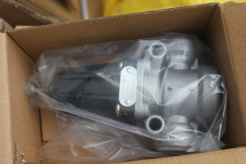 Pressure Limiting Valve.jpg Pressure Limiting Valve.jpg