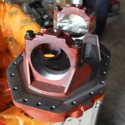 Accesorios Conjunto de carcasa del reductor principal de eje medio LC300 E2502020F01C.jpg Accesorios Conjunto de carcasa del reductor principal de eje medio LC300 E2502020F01C.jpg