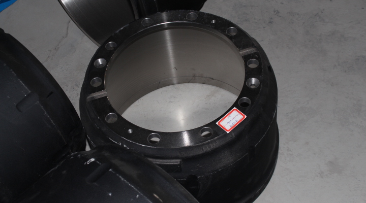 Tambor de freno trasero de alto rendimiento Tambor de freno trasero de alto rendimiento