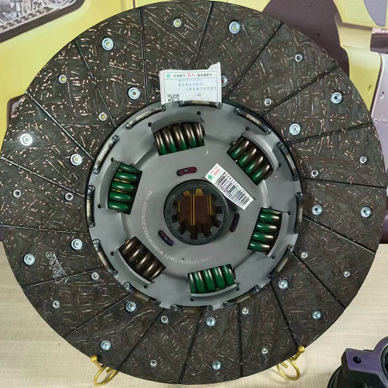 Conjunto de placa impulsada por embrague