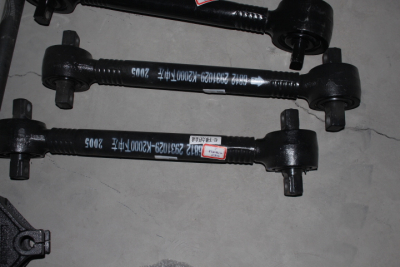 Rakitan Batang Dorong Bawah Otomotif