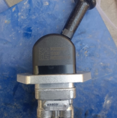 HOWO Handbrake Valve