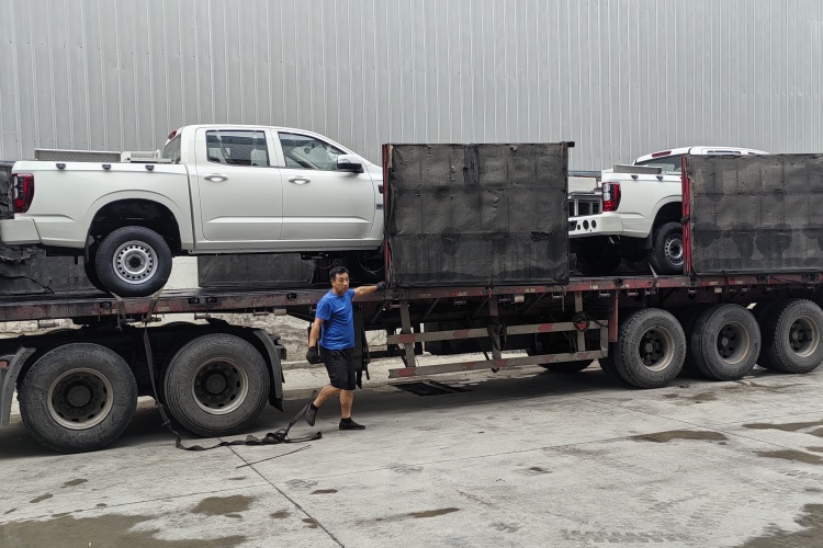 Special Explosion-proof Diesel Pickup Truck Command Vehicle For Mines Ready For Shipment.jpg Special Explosion-proof Diesel Pickup Truck Command Vehicle For Mines Ready For Shipment.jpg