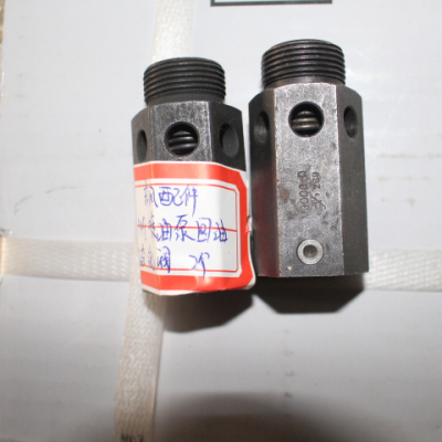 إكسسوارات دونغفنغ مضخة حقن الوقود زيت الإرجاع