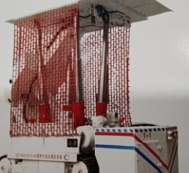 Dukungan Hidraulik Perayap.jpg Crawler Hydraulic Support.jpg