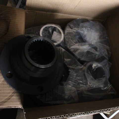 Rear Axle Accessories In Dump Trucks LC300 Flange End Face Teeth (4 Holes) W2502070F03A.jpg Rear Axle Accessories In Dump Trucks LC300 Flange End Face Teeth (4 Holes) W2502070F03A.jpg