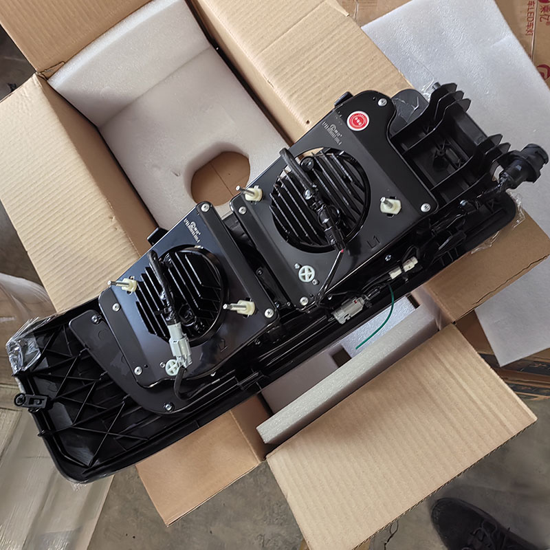 Perakitan Lampu Depan