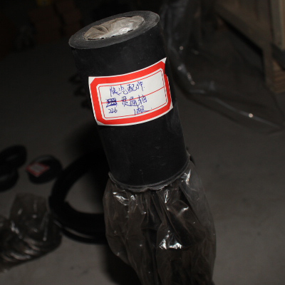 Suku Cadang Mobil Shaanxi Melalui Poros