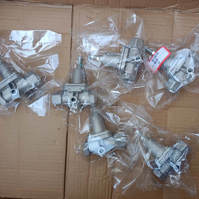 Accesorios para válvulas reguladoras de presión para camiones de servicio pesado