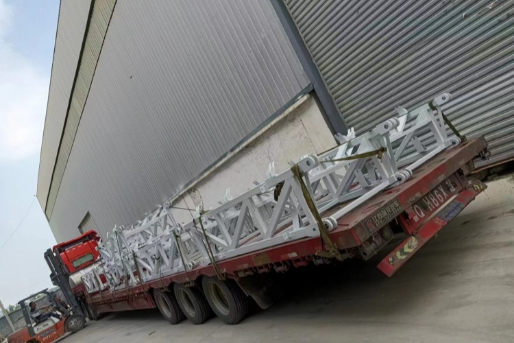 20 августа 2024 года «Промежуточный каркас» отправился в путь доставки.jpg 20 августа 2024 года «Промежуточный каркас» отправился в путь доставки.jpg