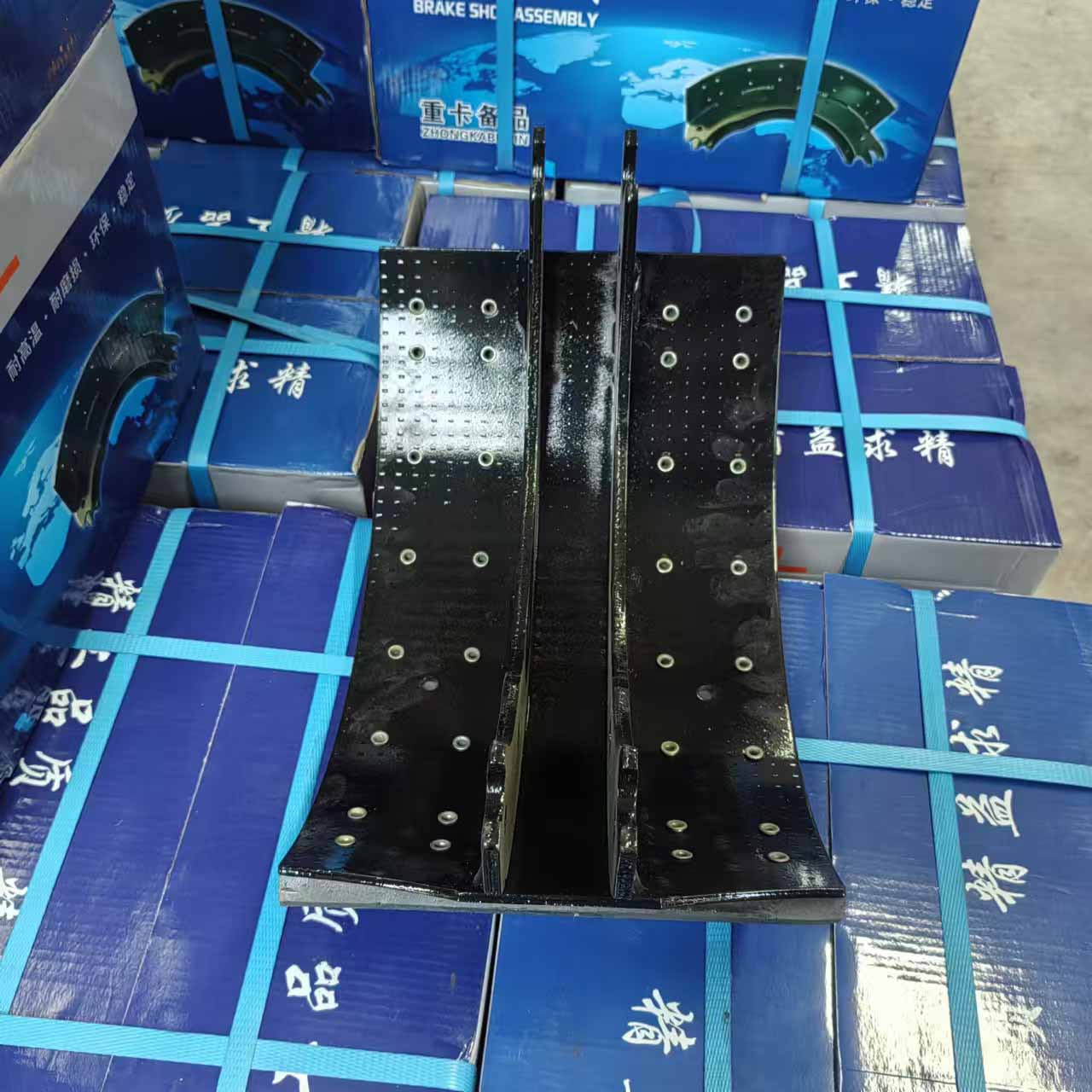 Accessoires voor zware vrachtwagens Rem-ahoe-montage