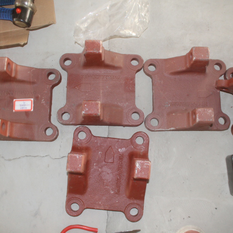 Soporte de varilla de empuje inferior