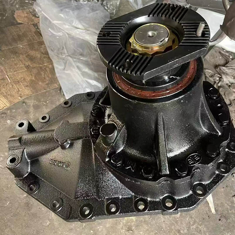 Дифференциал заднего моста.jpg Дифференциал заднего моста.jpg