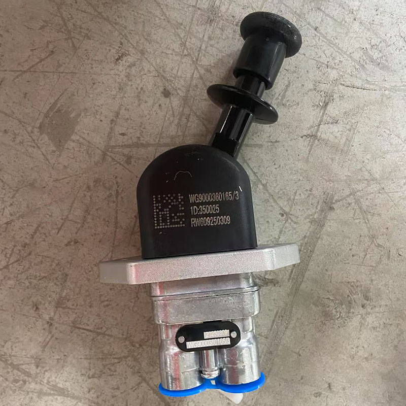 Ручной тормозной клапан.jpg Ручной тормозной клапан.jpg