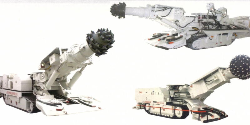 Cabecera de carretera EBZ320.jpg EBZ320 Road Header.jpg