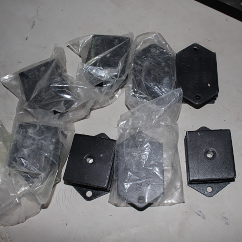 Junta delantera del motor.jpg Junta delantera del motor.jpg